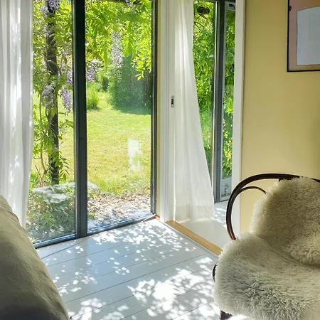 Rustic Summer House Near Child-friendly Дом отдыха Vejby Strand