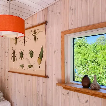 Дом отдыха Rustic Summer House Near Child-friendly *