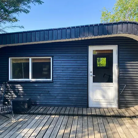 Rustic Summer House Near Child-friendly *